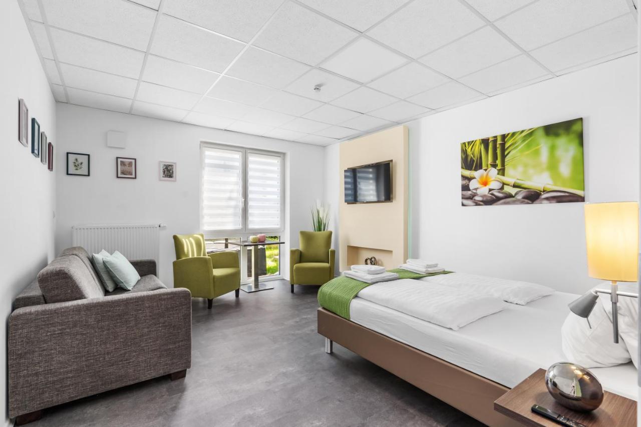 Ferien & Business Apartments Hotel Adler Friedrichshafen Exterior photo